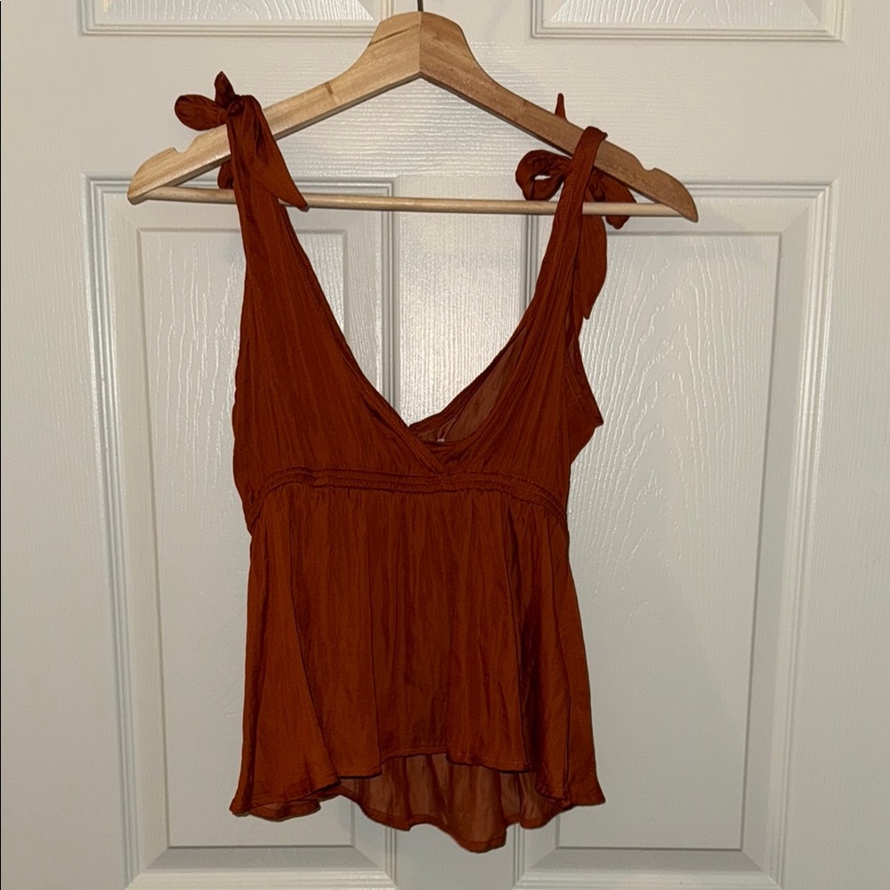 NWT band of gypsies rust colored tie straps top size small